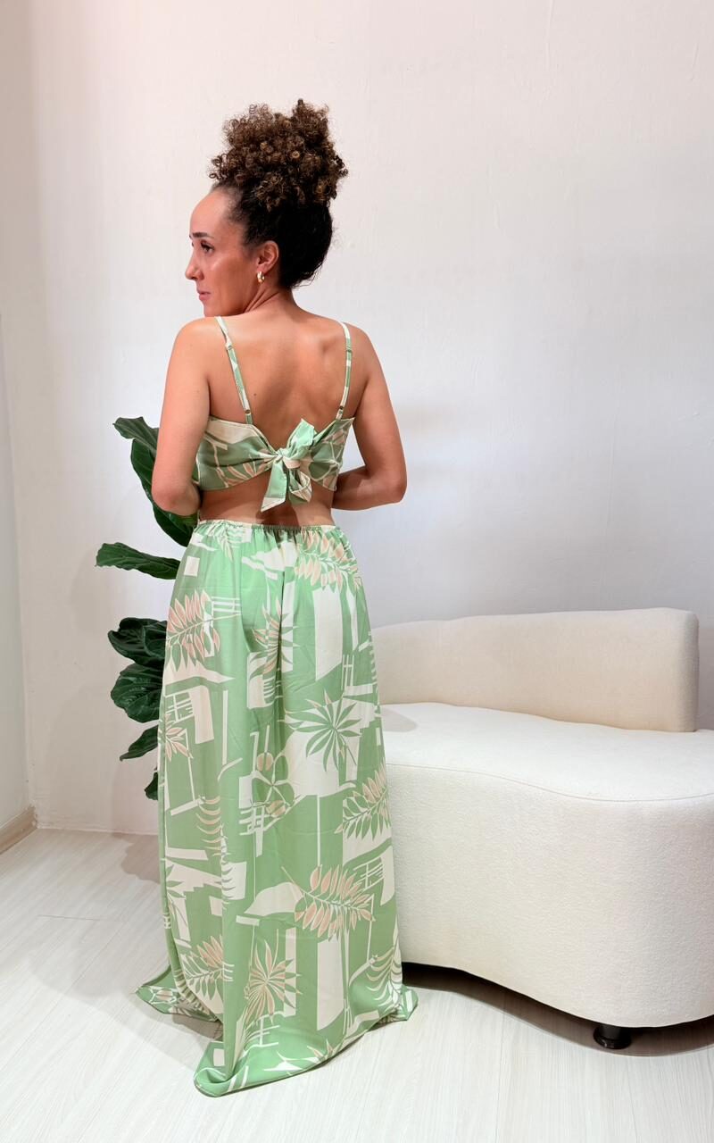 vestido tropical verde